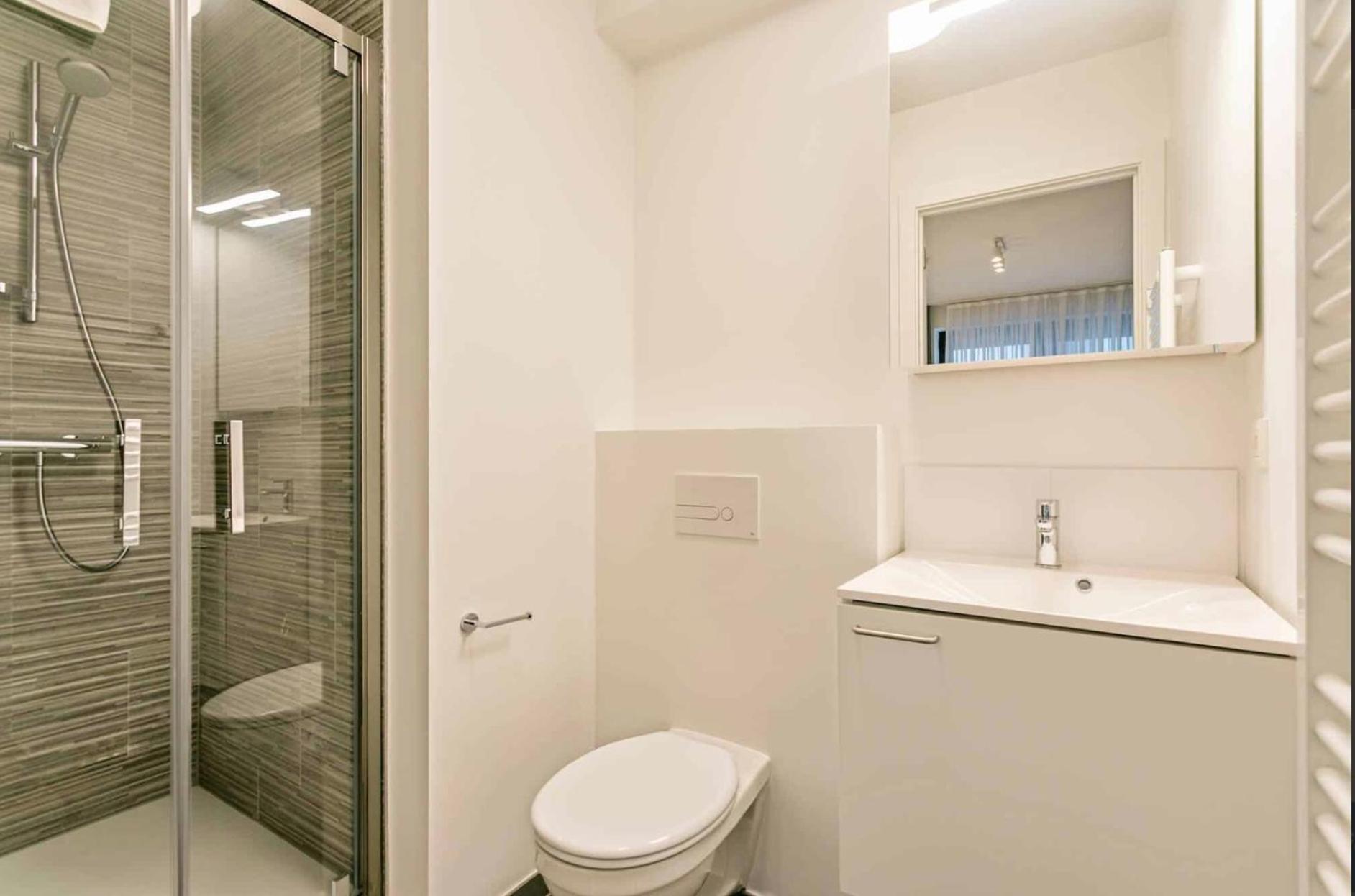 Furnished 2 Bedroom In Center Brussels